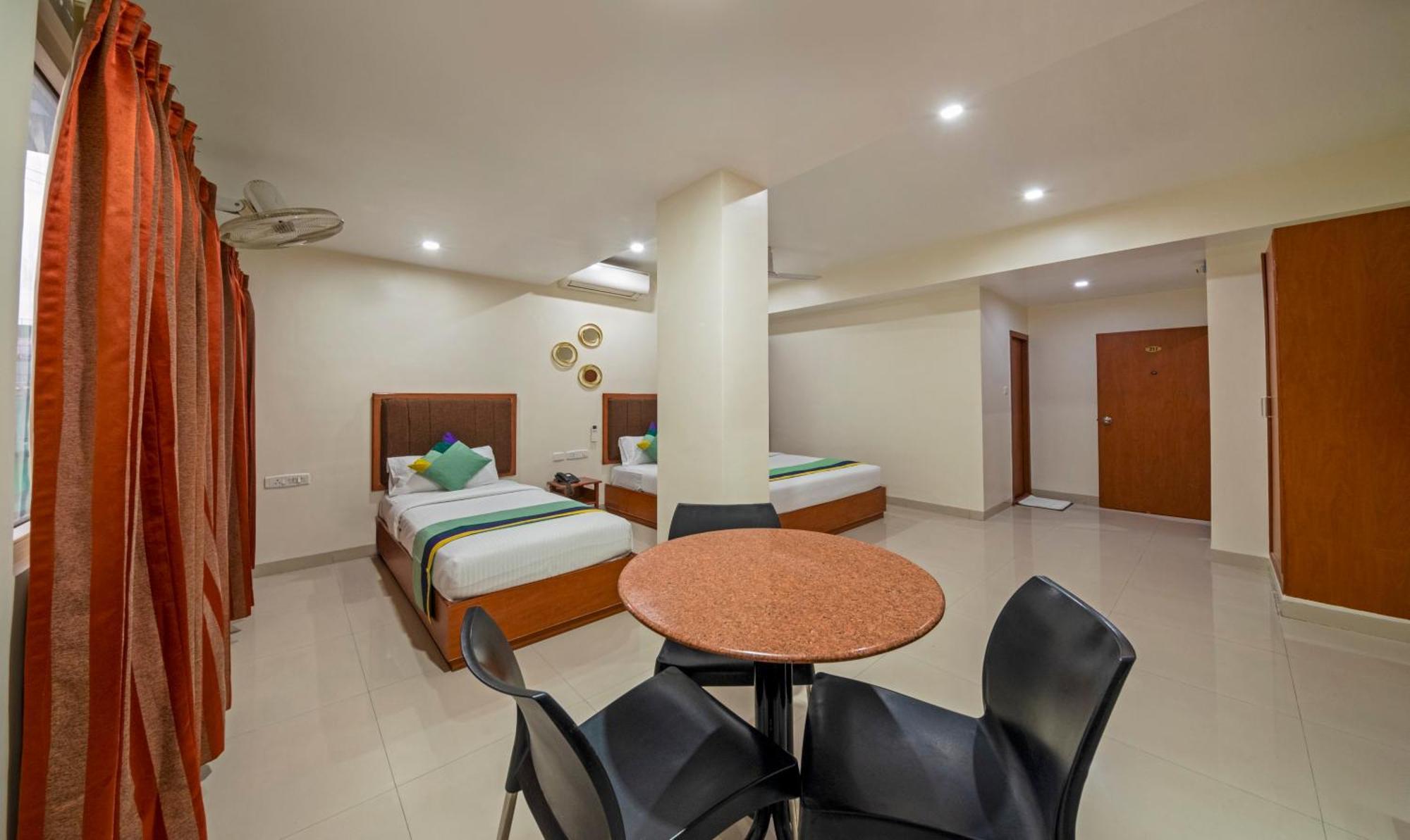 Готель Treebo Sam Residency Коямпутур Екстер'єр фото